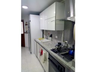 SE VENDE apartamento en LA CALLEJA - CLUB HOUSE