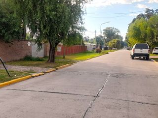 Casa en venta de 3 ambientes en Marcos PAZ permuta