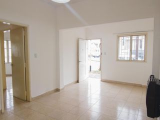 Foto 2 de VENTA - CASA - DEPARTAMENTO - 2 DORMITORIOS - BAHIA BLANCA