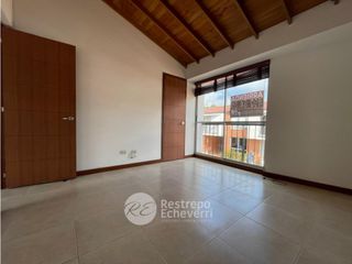 Casa en conjunto en arriendo, sector Bosque Popular, Manizales