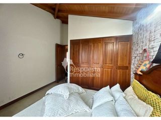 VENDO CASA EN EL POBLADO MEDELLIN TRANSVERSAL SUPERIOR