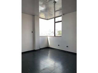 Se arrienda apartamento en Campo Hermoso