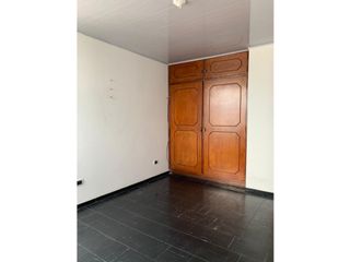 Se arrienda apartamento en Campo Hermoso