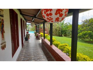 VENTA DE CASA CAMPESTRE - RESTREPO VALLE