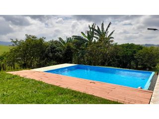 VENTA DE CASA CAMPESTRE - RESTREPO VALLE