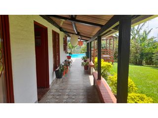 VENTA DE CASA CAMPESTRE - RESTREPO VALLE