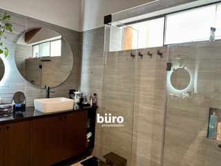 Foto 18 de HERMOSA CASA EN VENTA MUY BIEN UBICADA EN AURORA MIRAFLORES