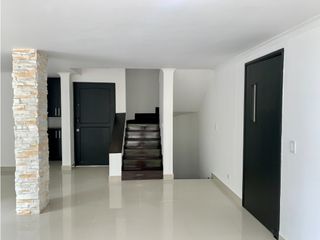 Foto 4 de CASA EN ARRIENDO SECTOR EL TESORO