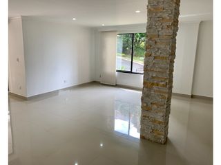 Foto 15 de CASA EN ARRIENDO SECTOR EL TESORO