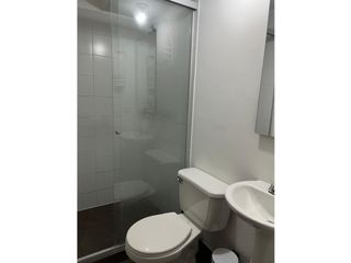 Apartamento cerca  Clinica de la Policia  ,Envigado ,piso bajo