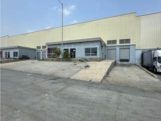 Foto 2 de Bodega en arriendo en Galapa