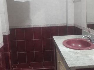 HERMOSA CASA DE 3 PISOS EN EXCELENTE ZONA - TRUJILLO