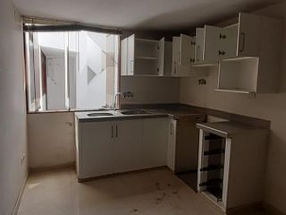 HERMOSA CASA DE 3 PISOS EN EXCELENTE ZONA - TRUJILLO