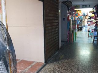 Foto 4 de Local con excelente ubicación en el Centro Comercial Zona Franca-Trujillo