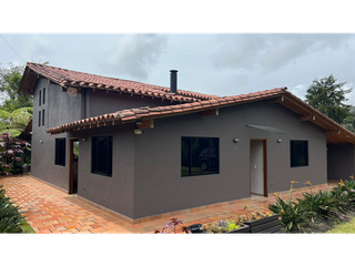 Casa campestre con 4 habitaciones en Pontezuela Rionegro