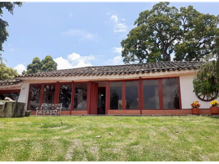 Arriendo casa campestres 4 habitaciones en el Higueron