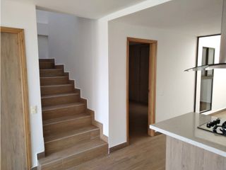 Foto 4 de CASA EN UNIDADA CERRADA EN LA CEJA