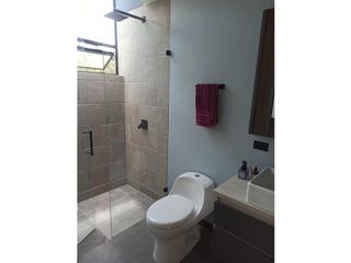 Foto 17 de Venta de casa moderna con 3 habitaciones en Unidad cerrada en La Ceja
