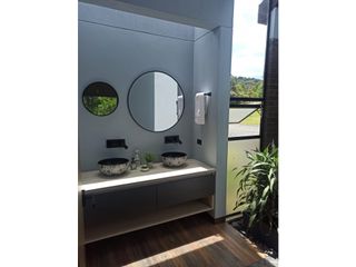Foto 13 de Venta de casa moderna con 3 habitaciones en Unidad cerrada en La Ceja