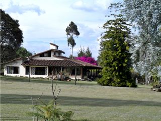 Casa campestre para arriendo cerca del aeropuerto JMC