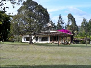 Casa campestre para arriendo cerca del aeropuerto JMC