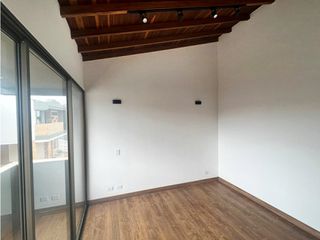 Foto 21 de Venta de casa unidad cerrada en la ceja de 148m2