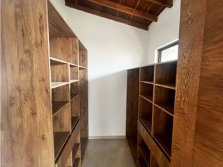 Foto 16 de Venta de casa unidad cerrada en la ceja de 148m2
