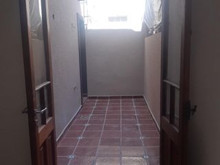 Casa en venta - 3 Dormitorios 2 Baños - 145Mts2 - Liniers