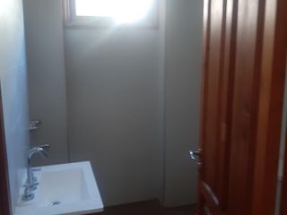 Casa en venta - 3 Dormitorios 2 Baños - 145Mts2 - Liniers