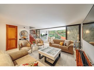 Vendo Hermosa Casa, urbanizacion cerrada Envigado - Loma de cumbres