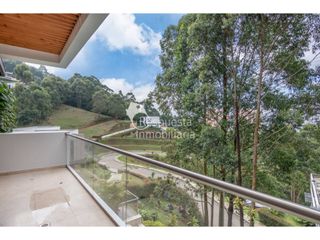 Venta Casa con piscina privada. El Poblado, La Calera, Medellín