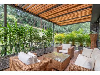 Venta Casa con piscina privada. El Poblado, La Calera, Medellín