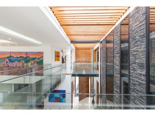 Venta Casa con piscina privada. El Poblado, La Calera, Medellín