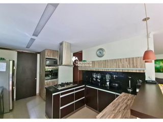 Venta Casa El Poblado, Medellin - Sector colegio Mary Mount