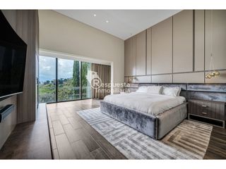 Vendo Casa de lujo amoblada en Las Palmas MEDELLIN