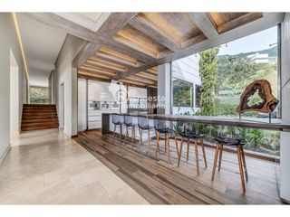 Vendo Casa de lujo amoblada en Las Palmas MEDELLIN