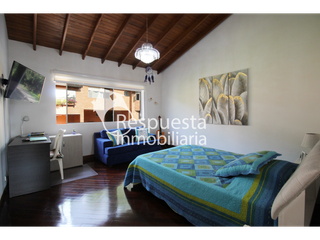 Vendo casa el poblado loma  parra unidad cerrada. Medellin