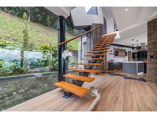 Vendo hermosa casa en Medellin EL MIRADOR DEL POBLADO