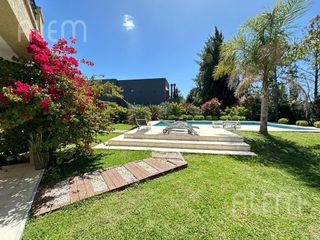 Casa en  venta en Barrio Privado Malibu Canning