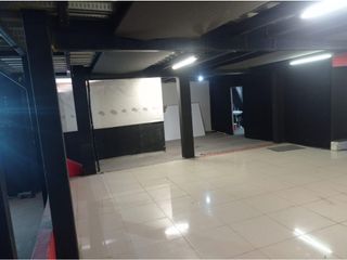 Foto 9 de Bodega - Quito