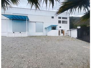 Foto 4 de Galpón - Pomasqui