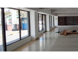 Foto 10 de El Batán, Local Comercial en Renta, 240m2, 1 Ambientes