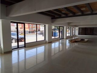 Foto 9 de El Batán, Local Comercial en Renta, 240m2, 1 Ambientes