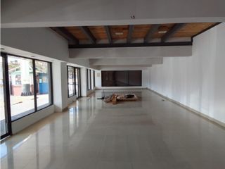 Foto 8 de El Batán, Local Comercial en Renta, 240m2, 1 Ambientes