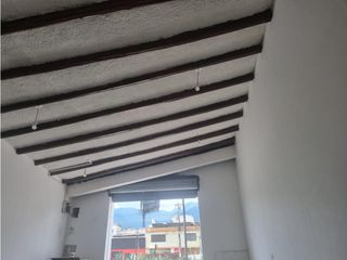 Foto 14 de Local Comercial - Rumipamba
