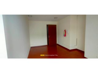 Foto 8 de Av America, Oficina, 46 m2, 3 ambientes, 1 baño, 1 parqueadero