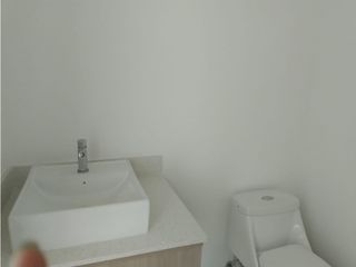Foto 2 de El Batan, Local, 200 m2, 1 ambiente, 2 baños, 3 parqueaderos