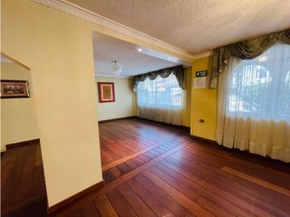 Foto 17 de La Pradera, Casa comercial, 420 m2, 4 ambientes, 4 baños, 2 parqueaderos