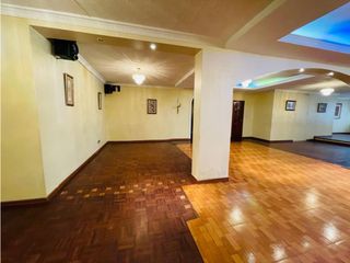 Foto 26 de La Pradera, Casa comercial, 420 m2, 4 ambientes, 4 baños, 2 parqueaderos