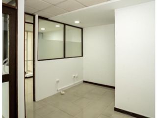 Foto 5 de 12 de Octubre, Oficina, 55 m2, 1 ambiente, 1 baño, 2 parqueaderos